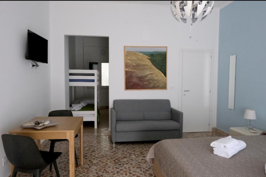 Sole & Luna Guest House バーリ エクステリア 写真